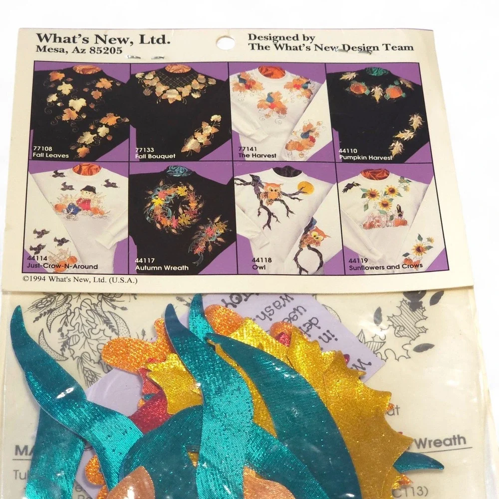 Vintage 1994 Glitzy Shirts Autumn Wreath Iron On Applique Kit 44117 Lame MCM DIY